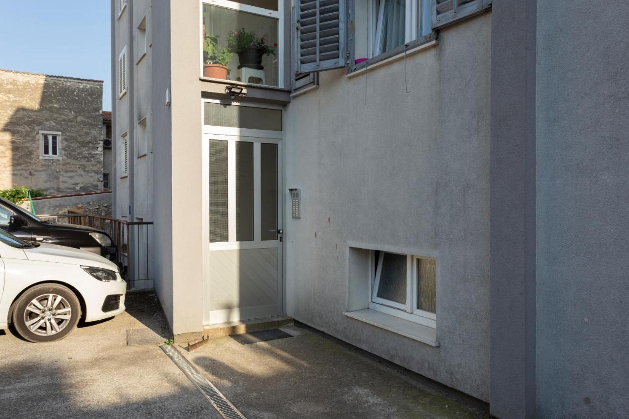 Apartman Izis Centar Pule PUY 외부 사진